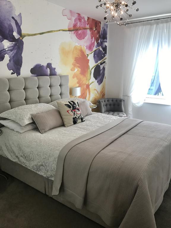 Appartamento Apartment With Balcony Londra